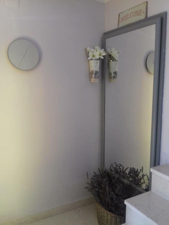 Apartmani More โกมาร์นา ภายนอก รูปภาพ